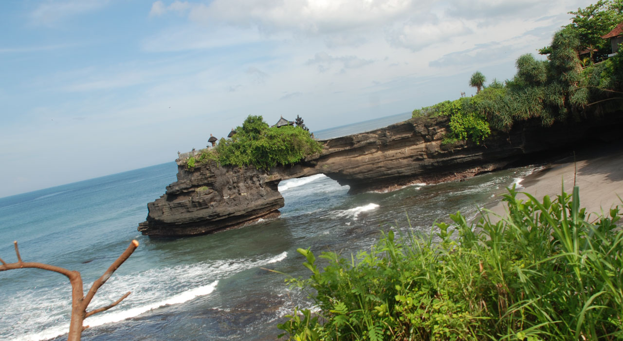 Gubernur Bali mengeluarkan Edaran “Syarat Wisatawan Datang